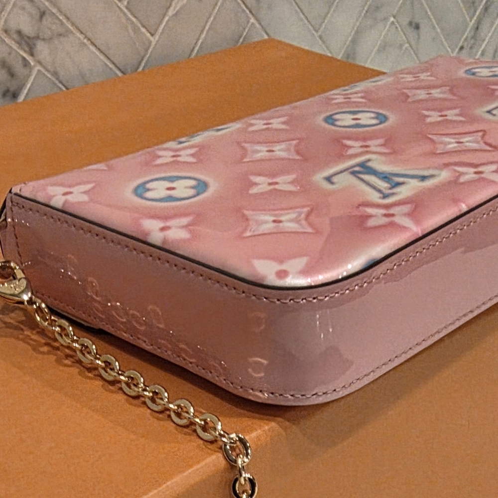 Louis Vuitton Felicie Pochette Valentines Edition New With Defects - Picture 10 of 15